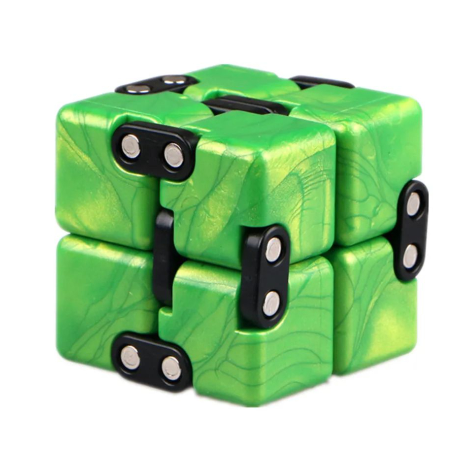 QiYi 2x2 Crazy Cube 2x2x2 Endl - Model Kit Infinite Dimension recension och pris