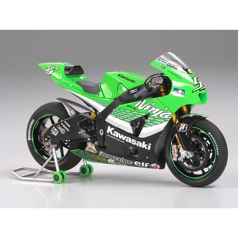 Tamiya 14109 static assembled  - Model Kit Ninja recension och pris