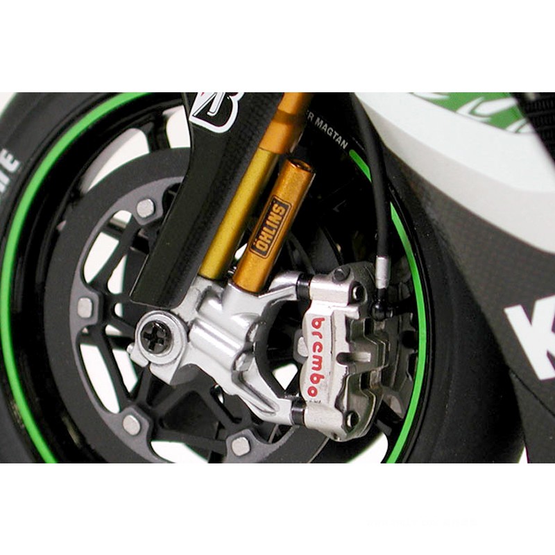Tamiya 14109 static assembled  - Model Kit Ninja recension och pris